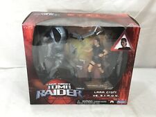 LARA CROFT VS SIMON + RAID GEAR TOMB RAIDER MOVIE FIGURES PLAYMATES SEALED  2001