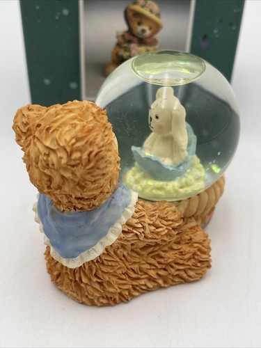 Bainbridge Bears Collection Victoria Spring Is Here Snow Globe Carlton Cards - Picture 4 of 6
