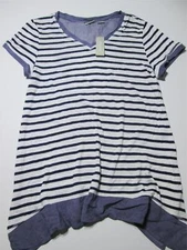 NWT Chicos Womens Size 8-10 V-Neck Shirt White/Navy Short Sleeve Striped Casual