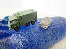 ROCO  Miltary 1:87 HO Finish painted Tan Jeep Willys Truck Radio car Lot