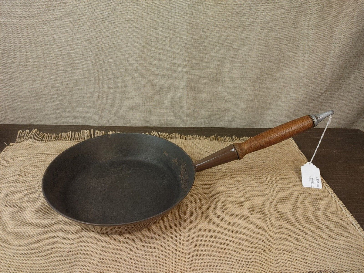 未使用　LE CREUSET グリルパン ブラウン Vintage LE CREUSET #24 Brown Cast Iron Enamel Wood Handle Skillet