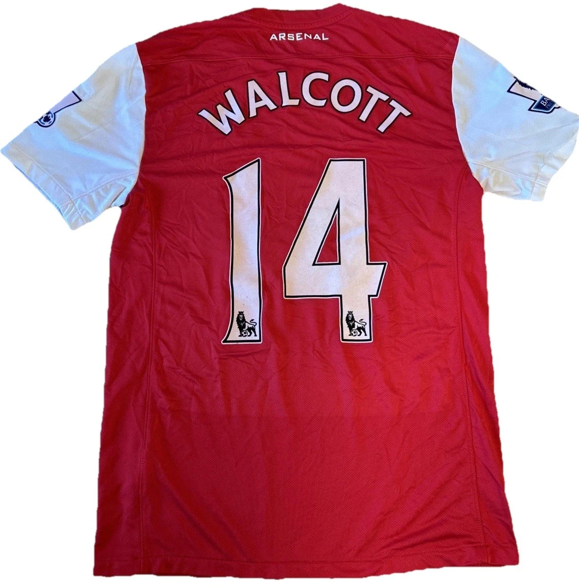 Nike Theo Walcott Arsenal International Club Soccer Fan Apparel