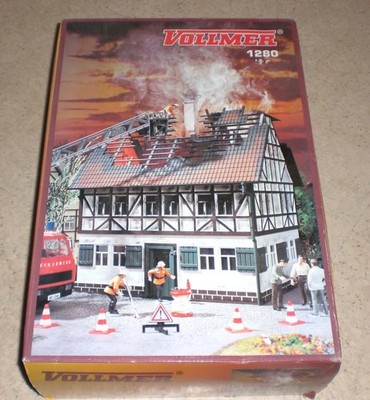 Vollmer 1280 ''Brennendes Haus''  Bausatz, Spur G   NEU/OVP