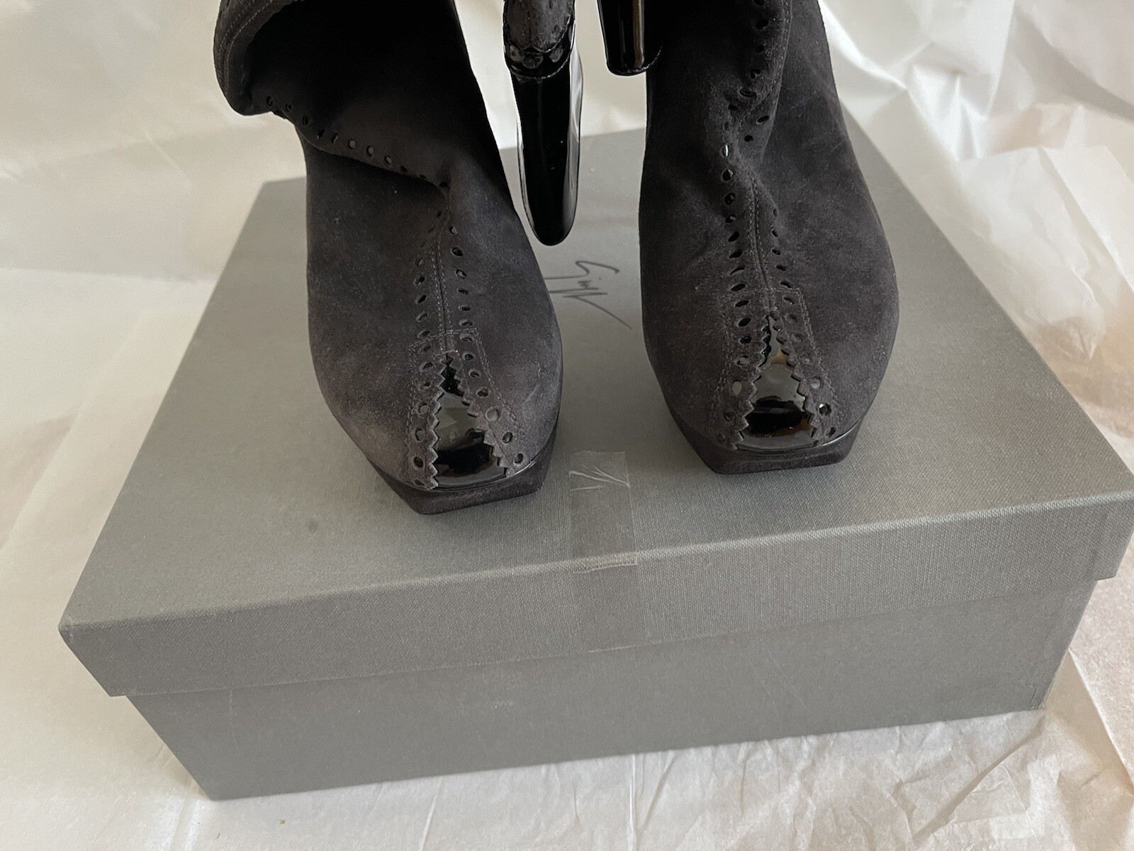 Nuovo! Stivali tributo YSL Yves Saint Laurent grigio pelle scamosciata 39