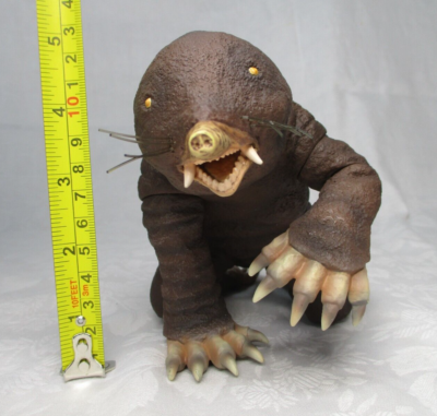 Mogura X-PLUS ULTRA Q Tsuburaya Mogura Monster MONGLER Mole Kaiju 8.66