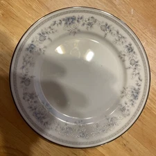 Plate Bouquet Collection Porcelain Lennox Bluets 6 3/8 In Bread & Butter Plate