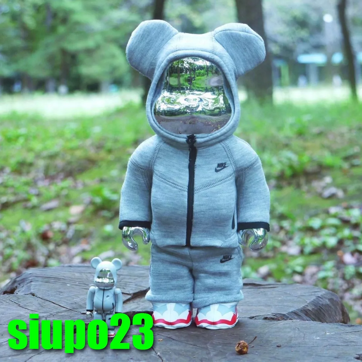 BE@RBRICK NIKE TECH FLEECE N98 100％ 400％