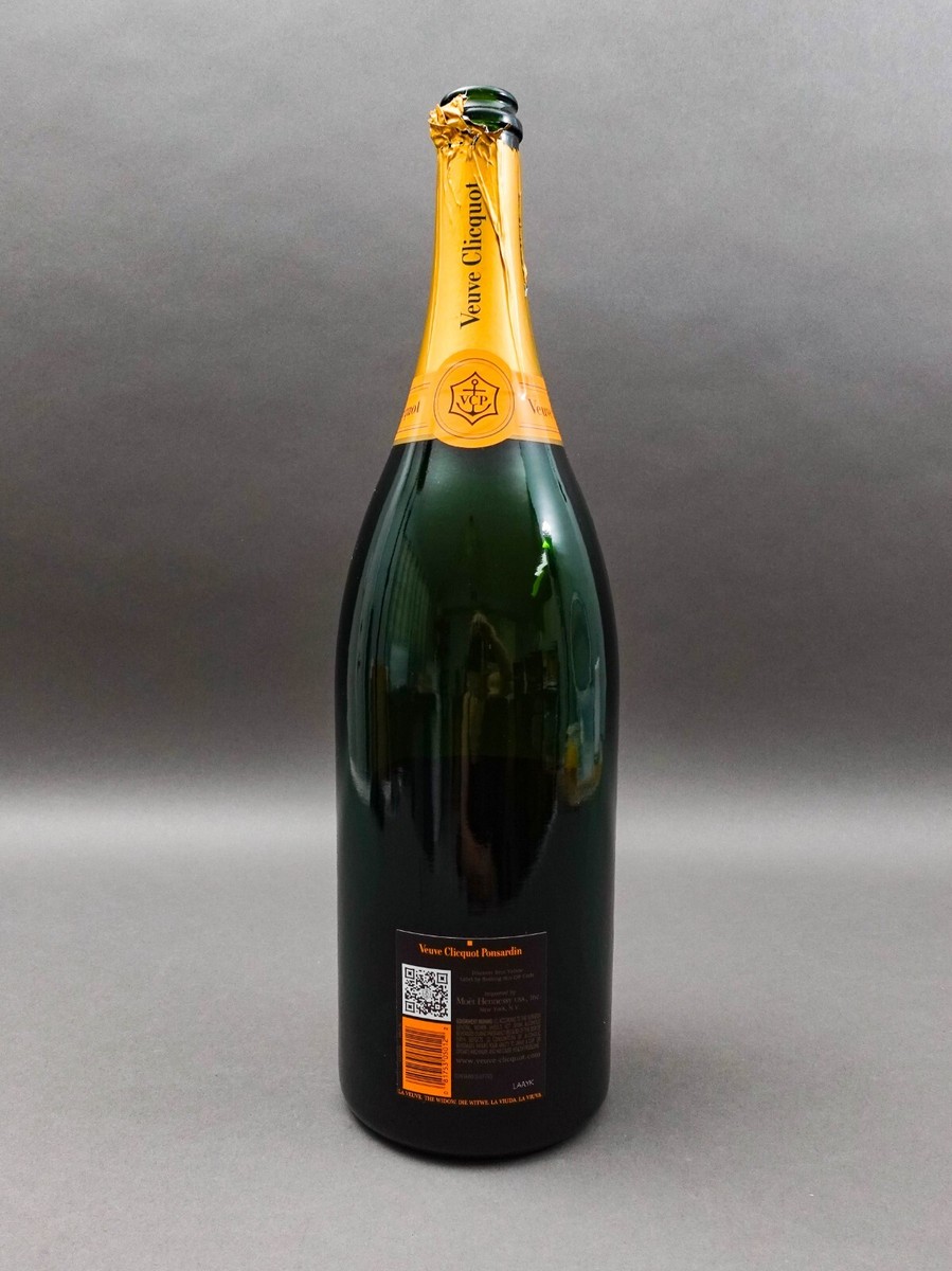特大レア】Veuve Clicquot 3000ml 木箱入り 【公式通販】 特大レア】Veuve Clicquot 3000ml 木箱入り 【公式通販】