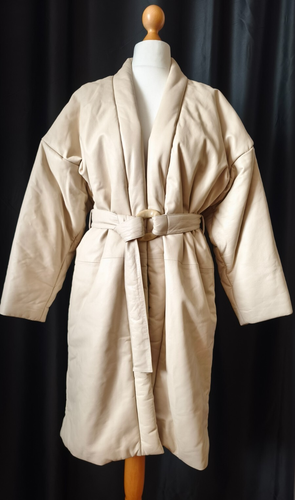Abrigo acolchado acolchado acolchado con cinturón UTERQUE talla M beige $999 nuevo con etiquetas - Imagen 3 de 24