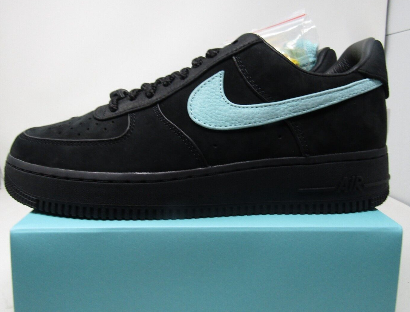 Nike Air Force 1 Low Tiffany & Co 1837 Brand New In box Limited Ed Sz 8.5 Men