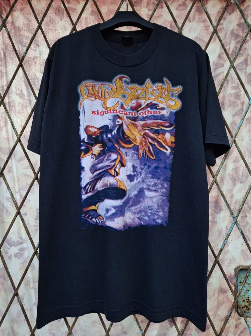 ALTRA Nuova maglietta unisex Remake Limp Bizkit Significativo Altro Tour per uomo donna