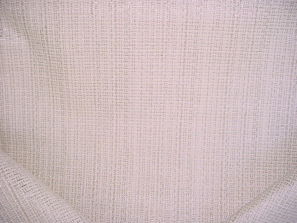 Tela de tapicería roscada plateada metálica 1-1/8Y Romo 9022 Abiko Champagne Foto 2 de 4