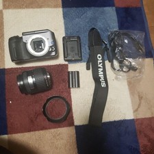 OLYMPUS E-300 Digital SLR Camera