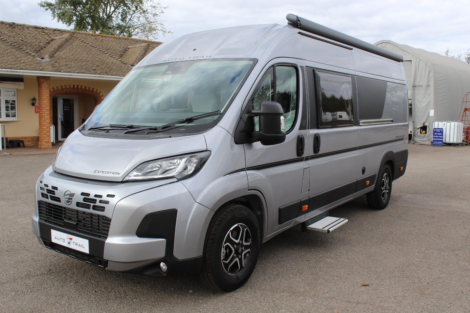 Auto-Trail Expedition 68 New 2027 Colours Diesel Automatic 2027