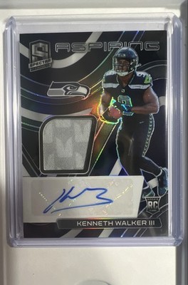 2022 Panini Spectra - Aspiring Patch Autographs Kenneth Walker III #APA-KWA /99