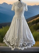 Lady Eleanor Wedding dress size 10 52" Long Train Free Shipping