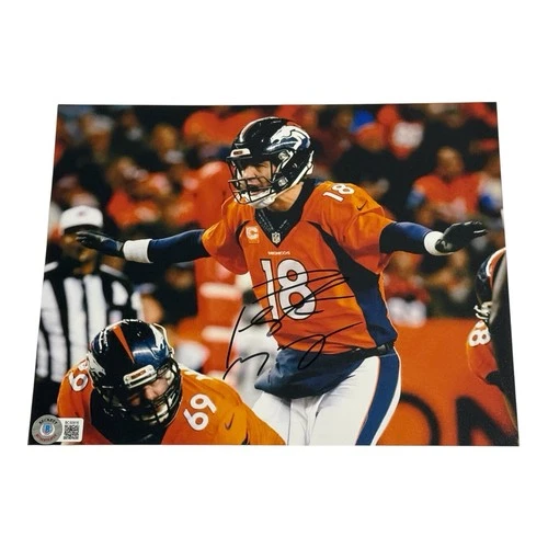 Peyton Manning Signed 8x10 Photo Beckett COA Authentic Autograph Denver Broncos
