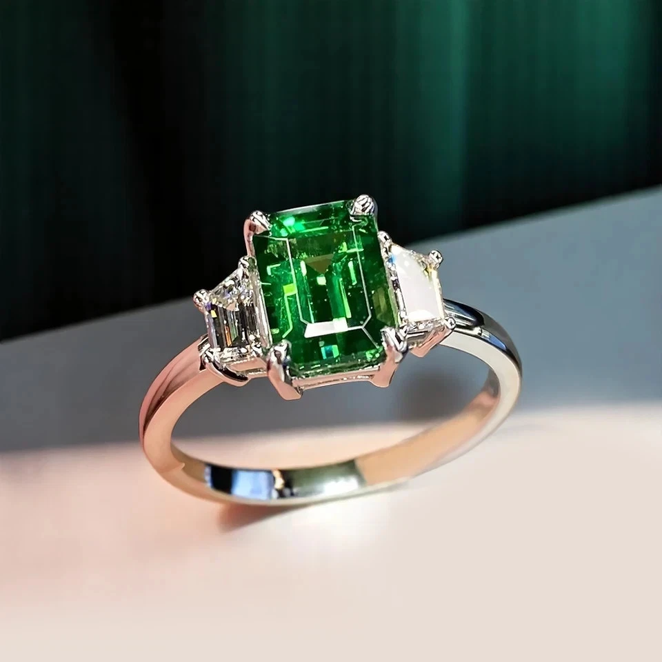 Alianza de diamantes naturales talla esmeralda natural de 2,98 quilates 950 platino Foto 3 de 4