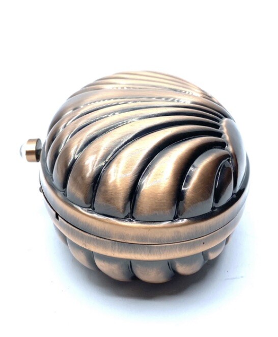 Shell Evening Bag - image 5