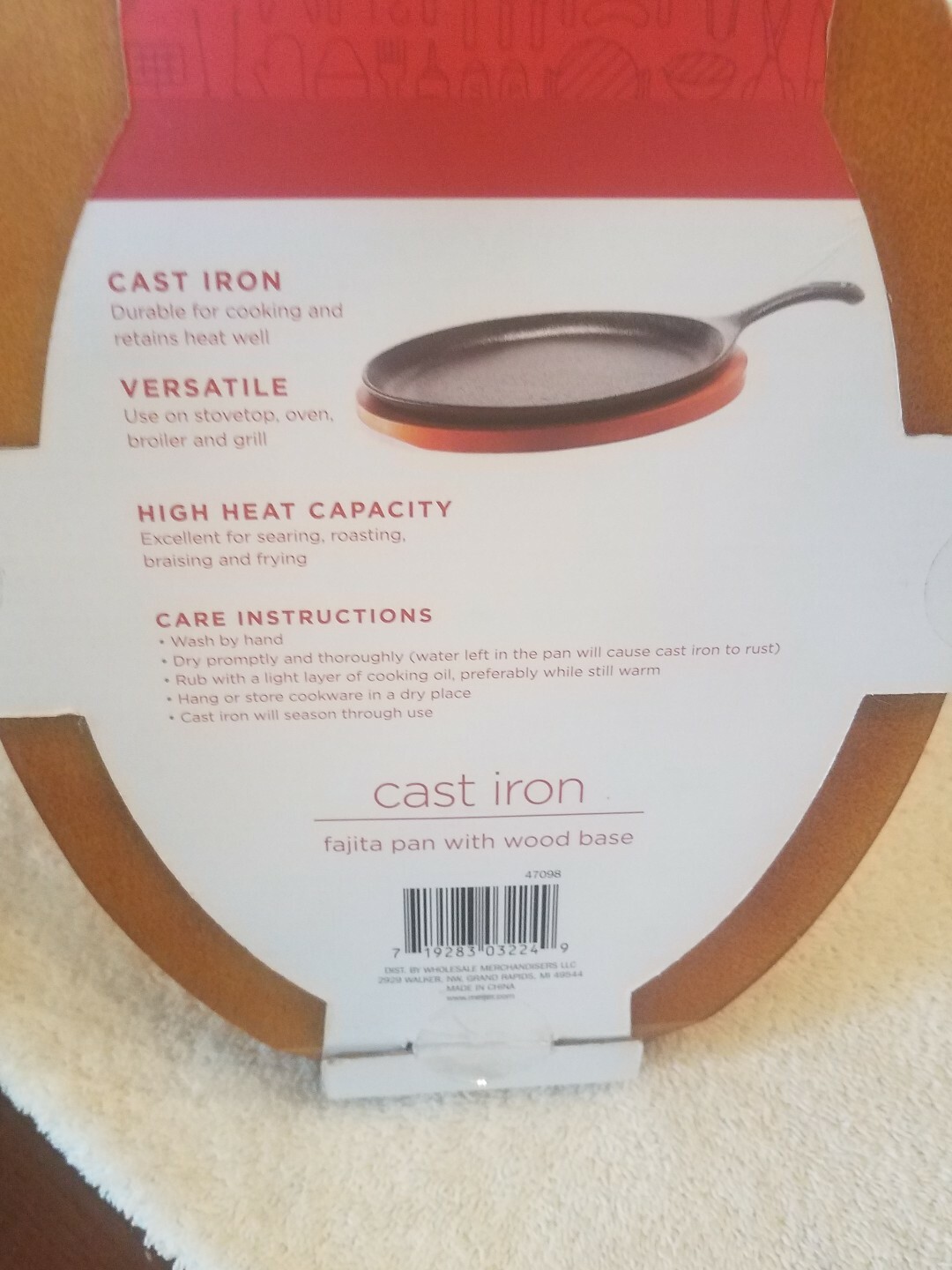 Grand Gourmet Cast Iron PreSeasoned fajita pan with wood base upc