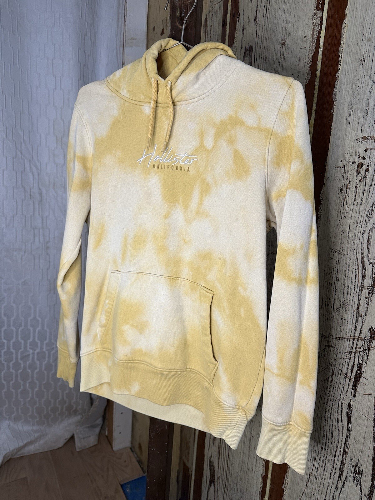 Yellow Died Hollister Hoodie - Men’s XS