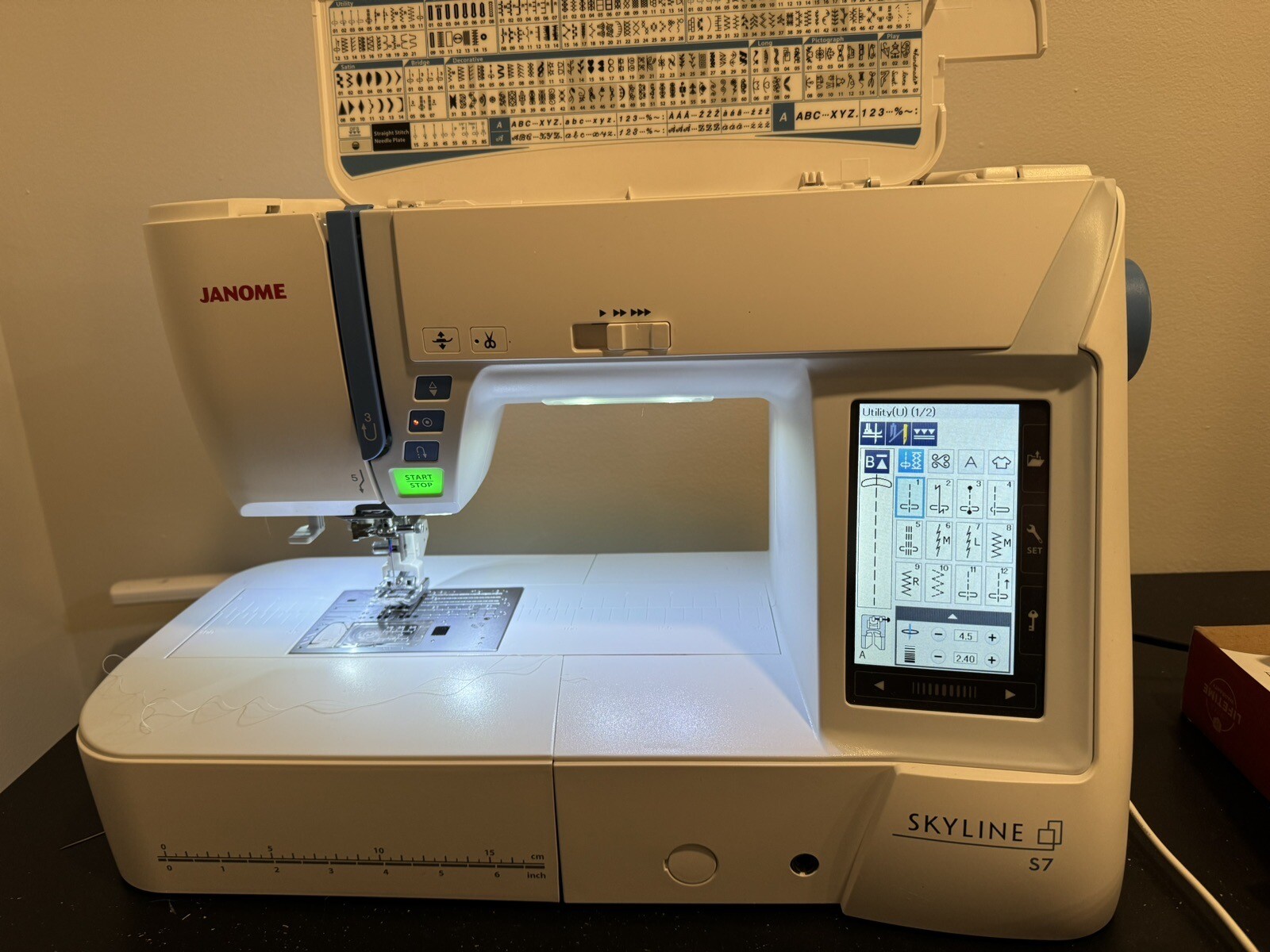 Janome Skyline S7 Computerized Sewing Machine 732212311390 eBay