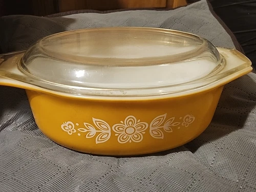 Vintage Pyrex Butterfly Gold Oval Casserole Baking Dish 043 1.5 Quart Glass Bowl