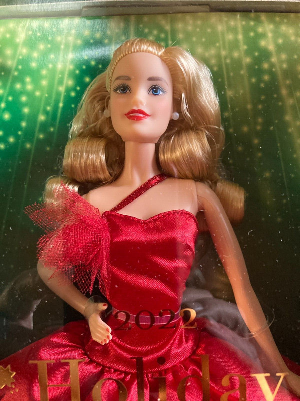 2022 Barbie Signature Holiday Doll - Blonde Caucasian - NRFB w Shipper!
