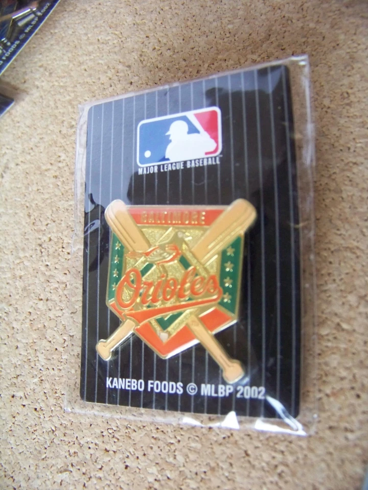 Baltimore Orioles 2002 Kanebo Foods Japanese lapel pin issued in Japan MLB - Image 2 of 4