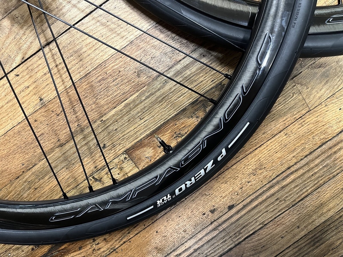 Campagnolo BORA WTO 33 Carbon Lightweight Disc Brake Wheelset