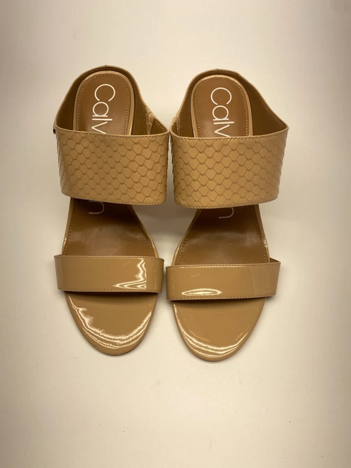 Sandalia de mujer Calvin Klein Cecily Sand doble correa talla 9,5 Foto 2 de 4