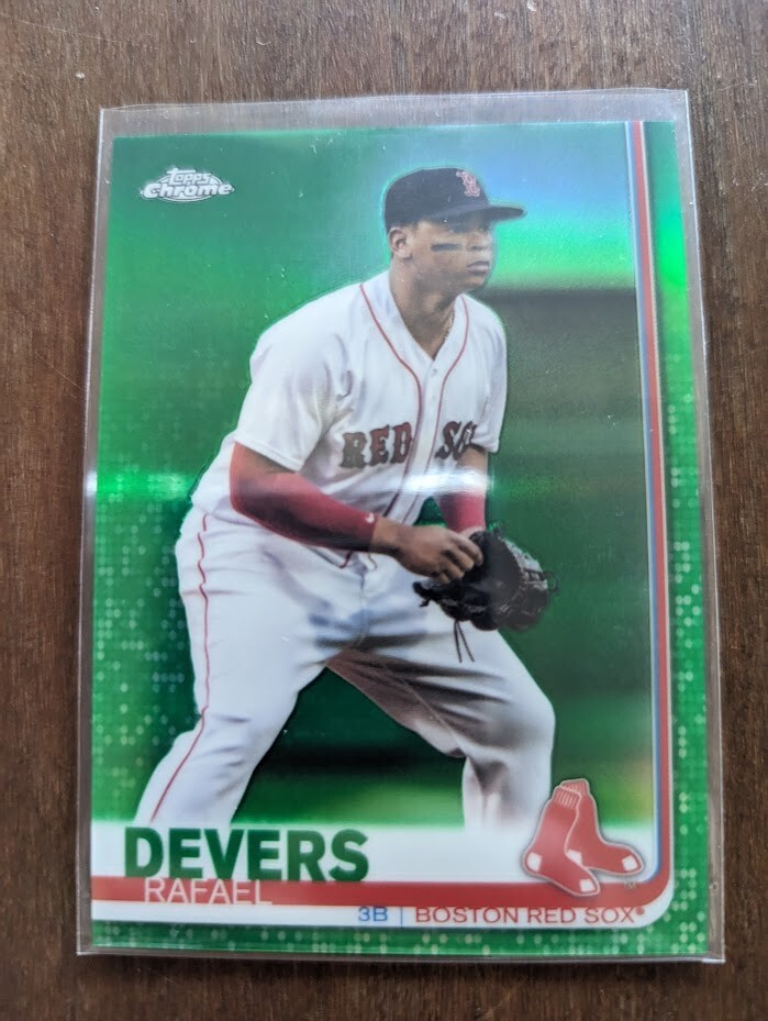 2019 Topps Chrome Rafael Devers Green Refractor /99 #184