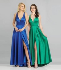 Dave & Johnny Prom Dress, Emerald Green, Floor Length, New with Tags! Size 1/2
