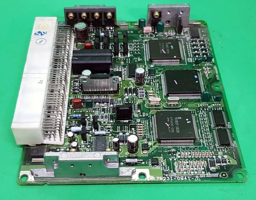 1999 Lexus LX470 Land Cruiser Electronic Control Module Unit ECM ECU 89666-60261 - Picture 4 of 6