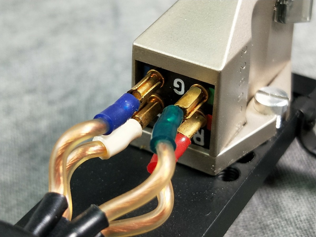 ortofon MC 20 MK Ⅱレコードカートリッジ 2 Ortofon MC 20 MK II Cartridge With Headshell In Excellent