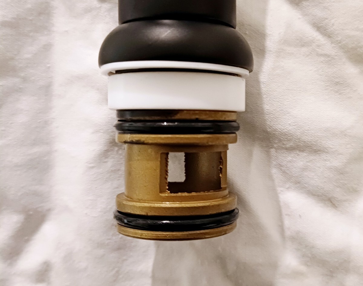 Milano Elizabeth - Traditional Lever Bath Shower Mixer Tap - Chrome And White 80504