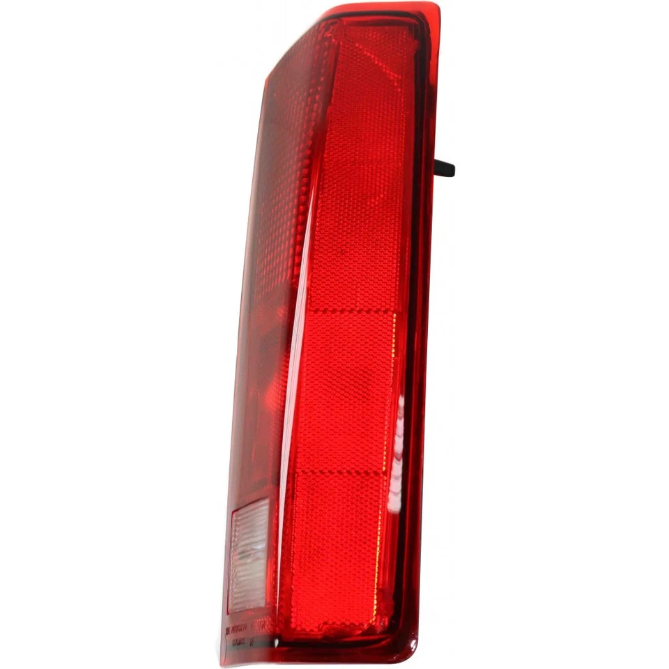 For 1985 - 2005 - GMC Safari Tail Light Assembly Driver and Passenger Side - Image 3 of 4