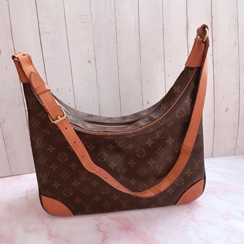 LOUIS VUITTON Boulogne 35 Brown Monogram Canvas Shoulder Bag Made in France