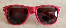 Goose Island Beer Hug Hot Pink Frame Sunglasses  UV Protective Lenses New