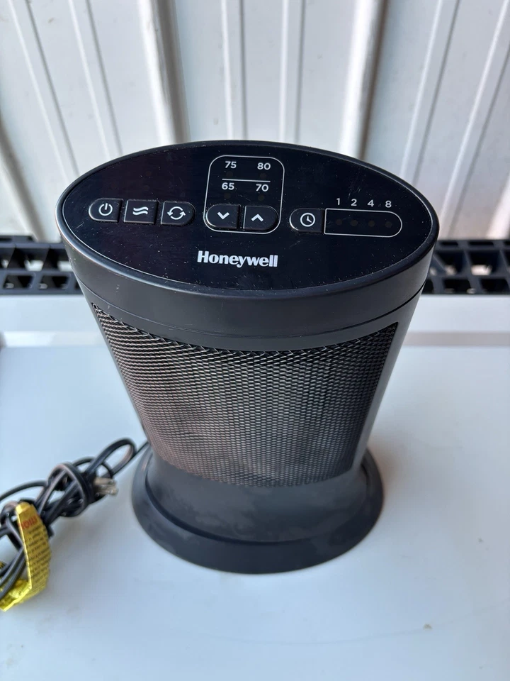 Honeywell HCE309 Digital Ceramic Space Heater – 1500W – Tested & Working - Image 3 of 4