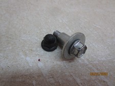 2001 01 00 99 02 03 KAWASAKI VULCAN 1500 CLASSIC GAS TANK MOUNTING BOLTS