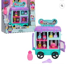 Disney Munchlings Ice Cream Cart Playset 10 Piece Toy Set with Scented Figures