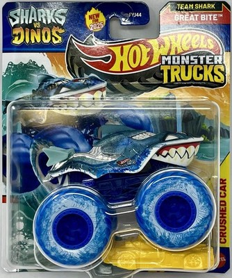 Hot Wheels Monster Trucks GREAT BITE Sharks vs Dinos  1:64 Truck NEW