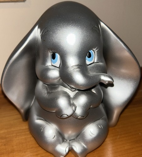 Disney Dumbo Precious Moments Bank Showcase Collection Excellent Condition 5.5” - Picture 1 of 14
