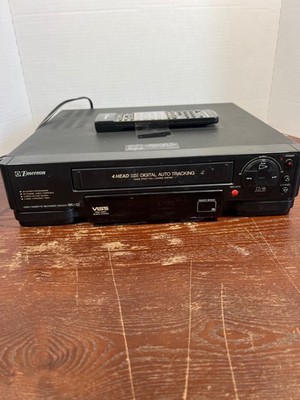 Vintage Emerson VCR4000 4-Head Digital Auto Tracking VCR W/ Remote Control Teste