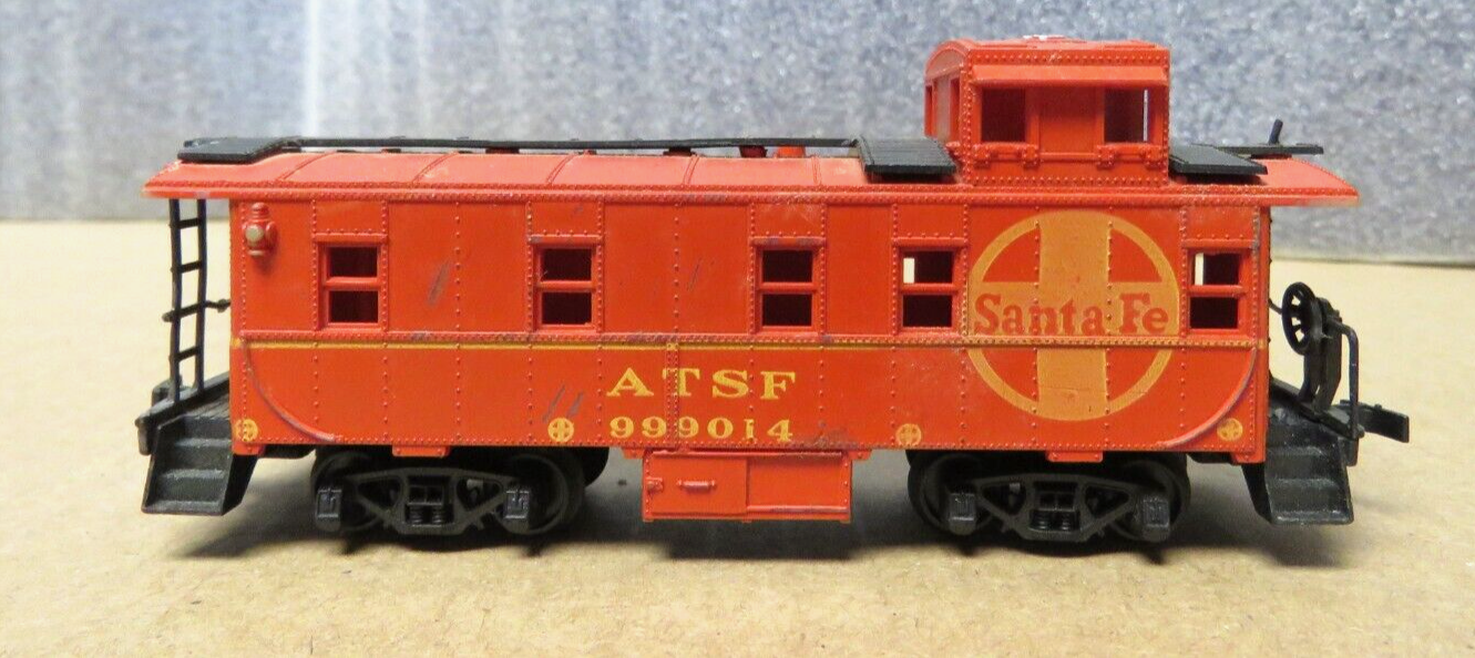 HO SCALE RED CABOOSE SANTA FE ATSF # 999014 NO BOX 622708 | eBay