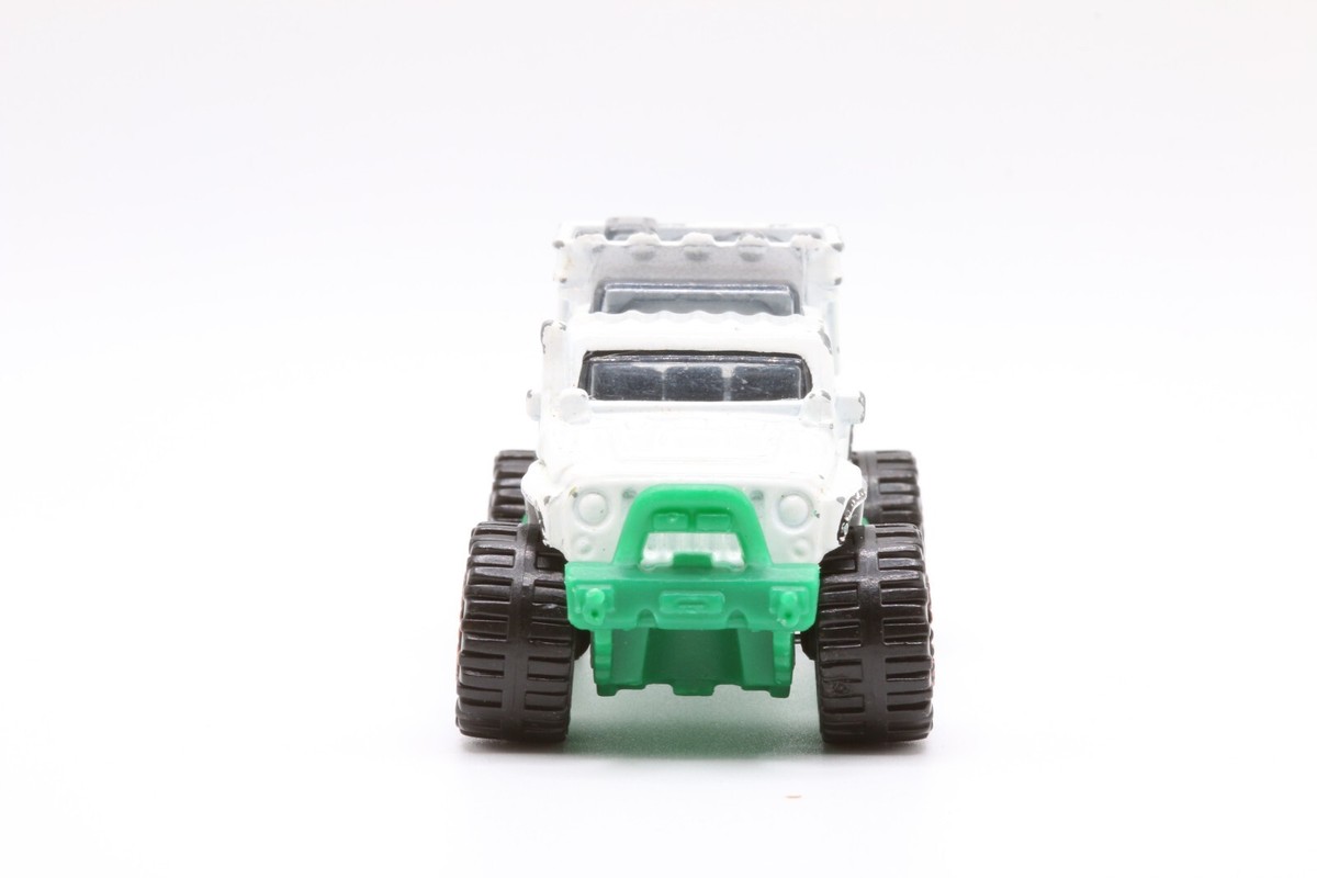 MB832 2013 Matchbox JEEP WRANGLER SUPERLIFT White 116/120 MBX