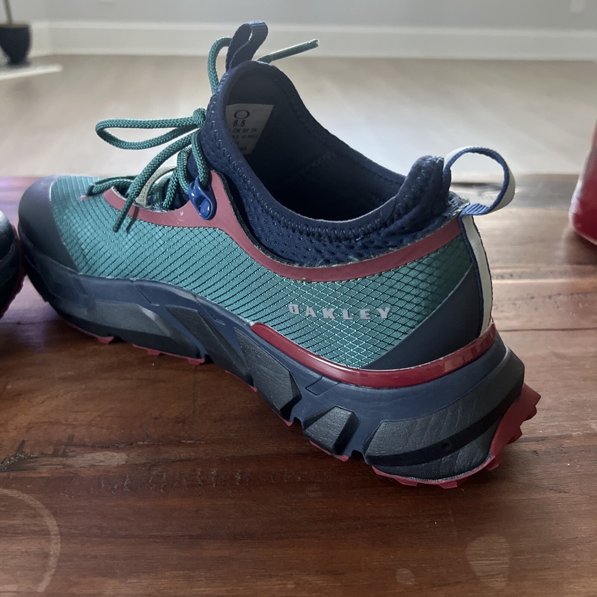 スニーカー OAKLEY Light Shield Sneaker TF5D0162 Oakley Light Shield Sneakers Mens 8.5 Green Hiking Shoes