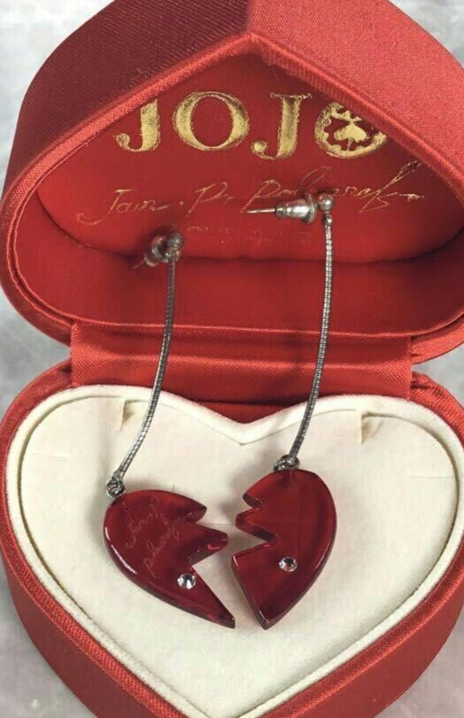 JoJo's Bizarre Adventure Golden Wind Polnareff Heart Earrings