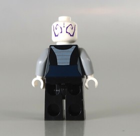 LEGO - Asajj Ventress - Black Torso - Star Wars Minifig - SW0318